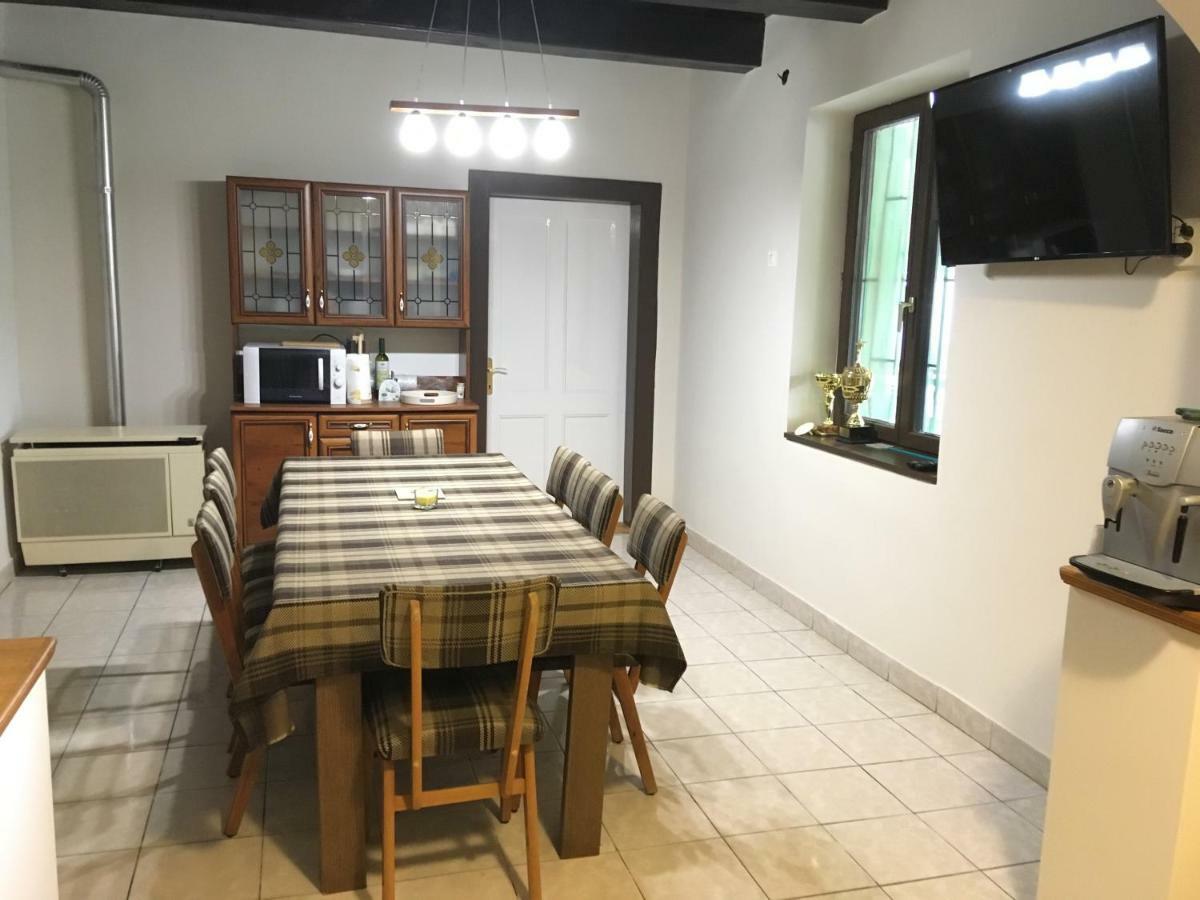 Vadaszhaz Hotel Egyhazasradoc Zewnętrze zdjęcie